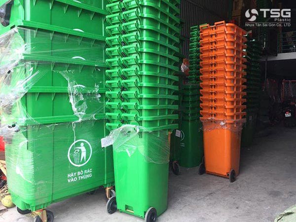 Thùng rác nhựa 240 lít đạp chân